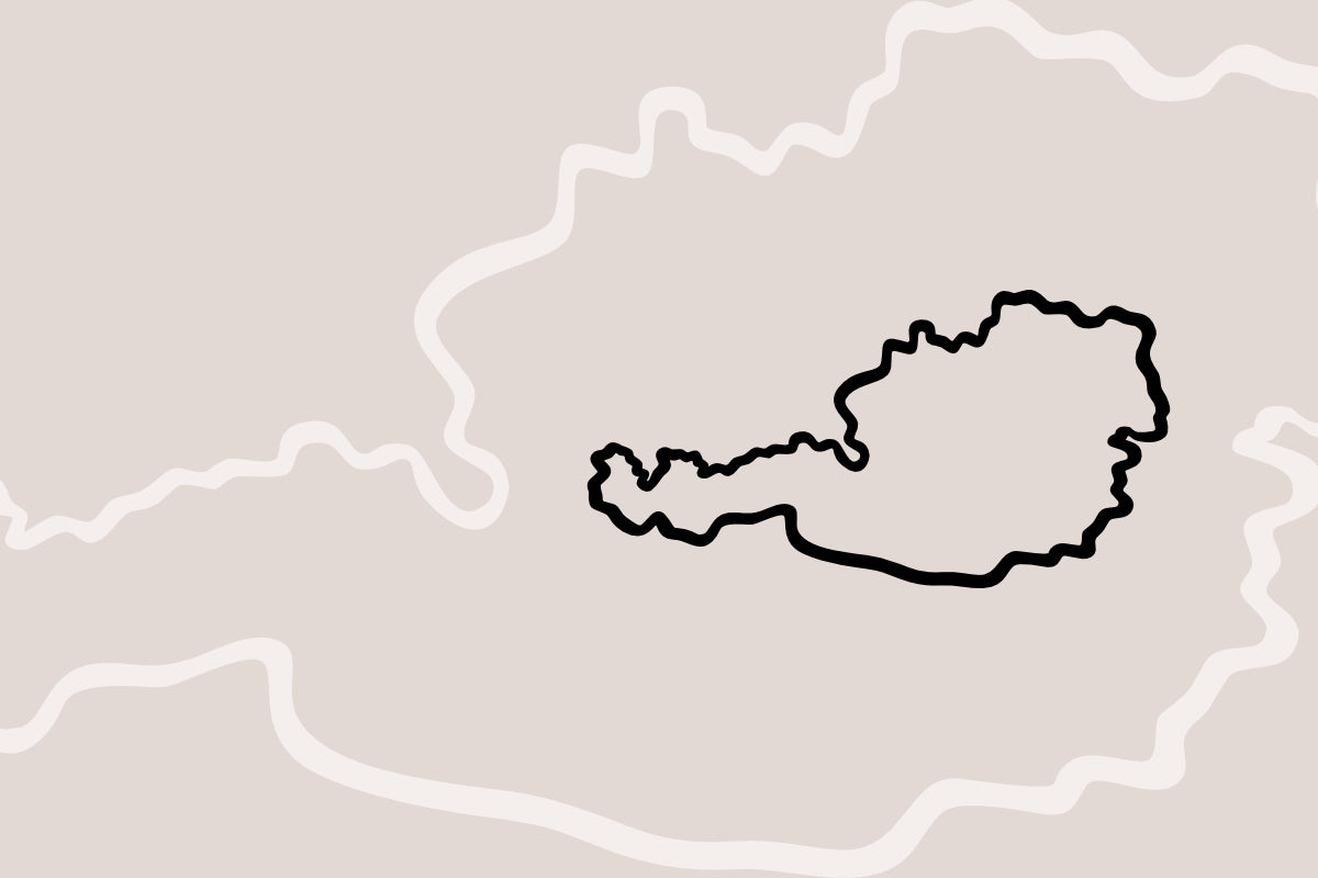 Kategoriebild Wein aus Österreich  Minimalistische Illustration einer Österreich-Karte, stilisiert in Schwarz-Weiß