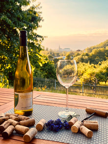 Westhofen Gundersheimer Königstuhl Müller-Thurgau Weißwein Halbtrocken Bild 1